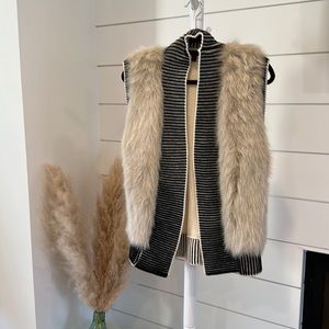 Faux-Fur Trim Open Sweater Vest